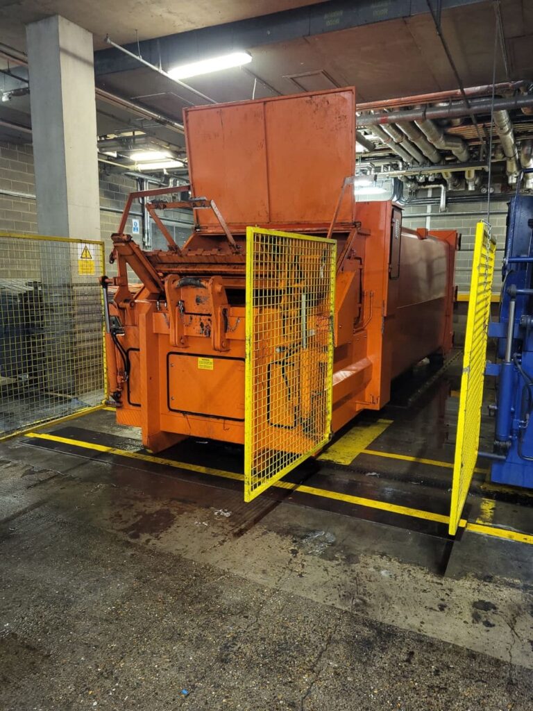 Compactor Cleaning